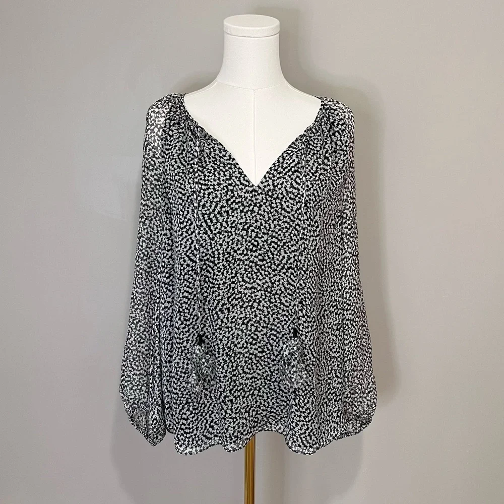 Diane Von Furstenberg Saylor Silk Blouse Size 8 - Picture 2 of 11